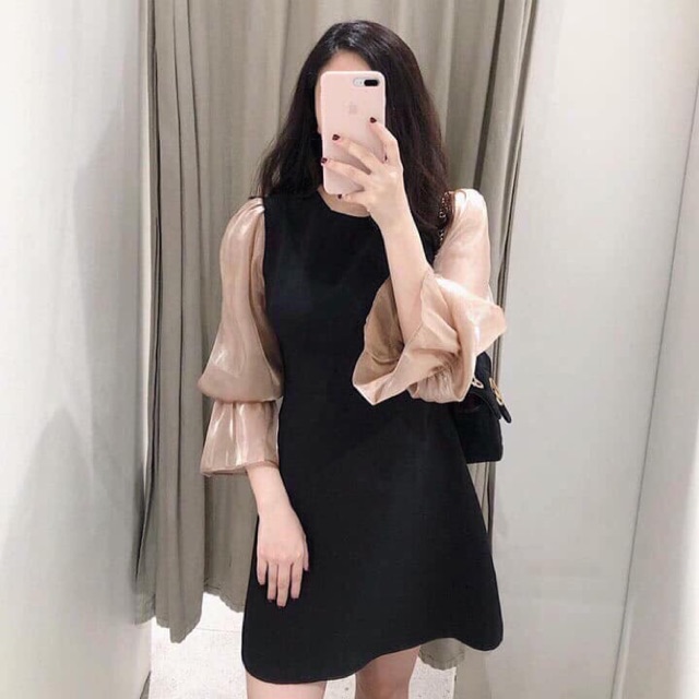Đầm đen phối tay dài ánh kim | BigBuy360 - bigbuy360.vn