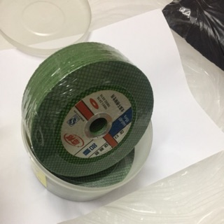Hộp đá cắt sắt 50 viên phi 100