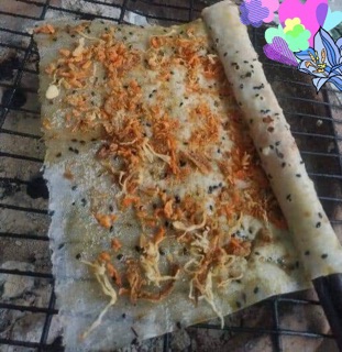 Bánh tránh chà bông ruốc