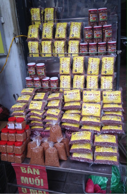 10 Kg Lạc đỏ rang húng lìu chính hiệu Cô Vân (loại nhà hàng VIP 1), tách vỏ sẵn, ít ngọt, 100 gam/gói