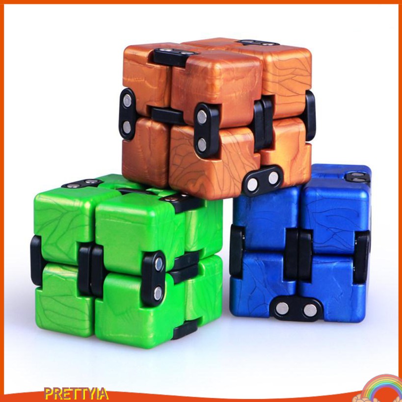 Khối Rubik Ma Thuật 2020