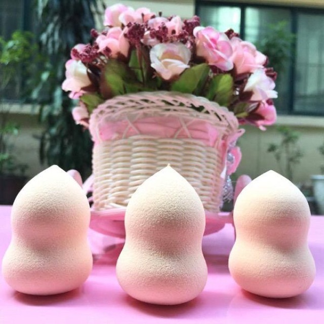 Bông nền hồ lô Revlon