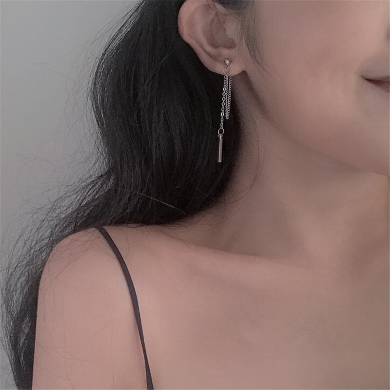 Bông tai nụ dây xích treo thanh dài tòn ten cá tính - shop cà rốt