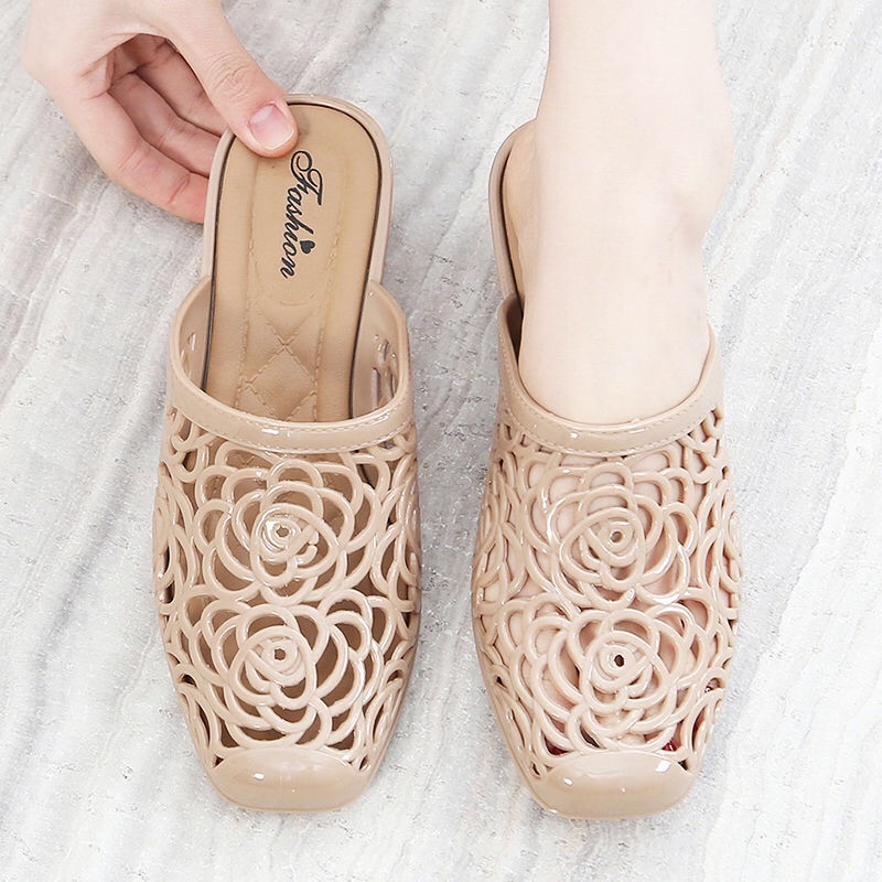 DÉP SỤC NHỰA DẺO CAO CẤP ĐI MƯA HÌNH HOA THỜI TRANG TRUNG NIÊN CAO 4CM