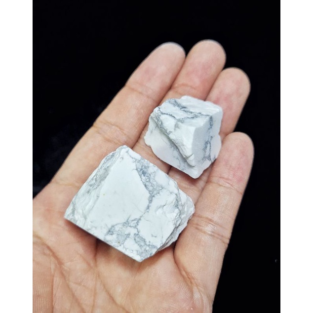 Đá thô Howlite tự nhiên có 2 kích cỡ thanh tẩy bài tarot, sưu tầm trưng bày..