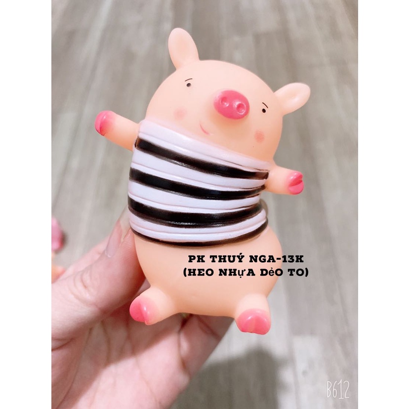 5 heo sọc trang trí bánh kem