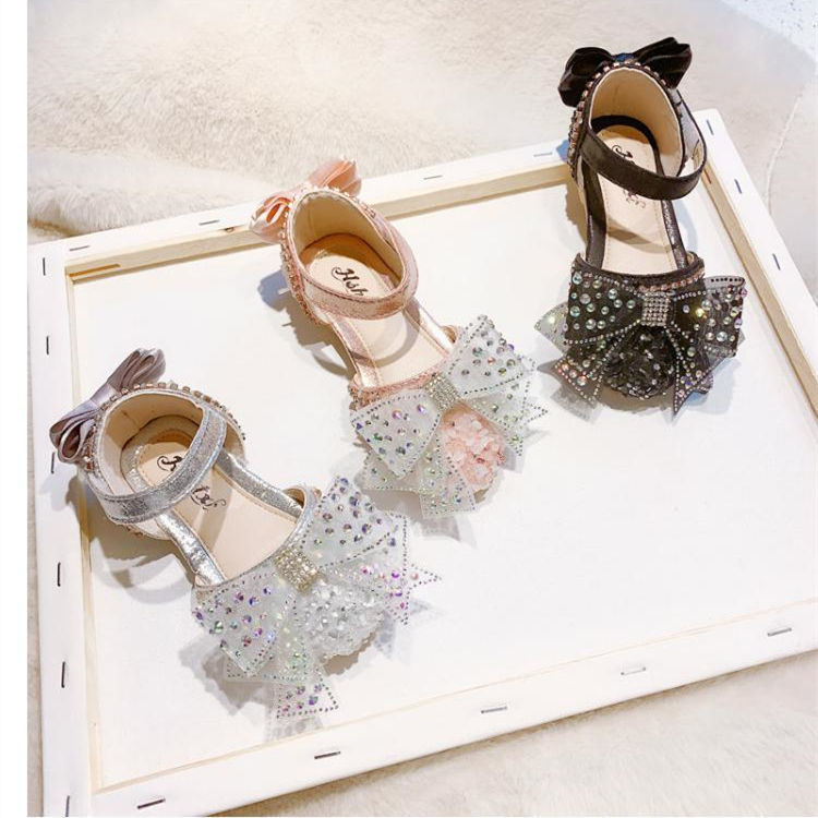 【Nghe được】Cô gái giày dép trẻ em mới mùa xuân khoan nước cung công chúa giày dép cô gái nước ngoài giày dép dép PAPAYA