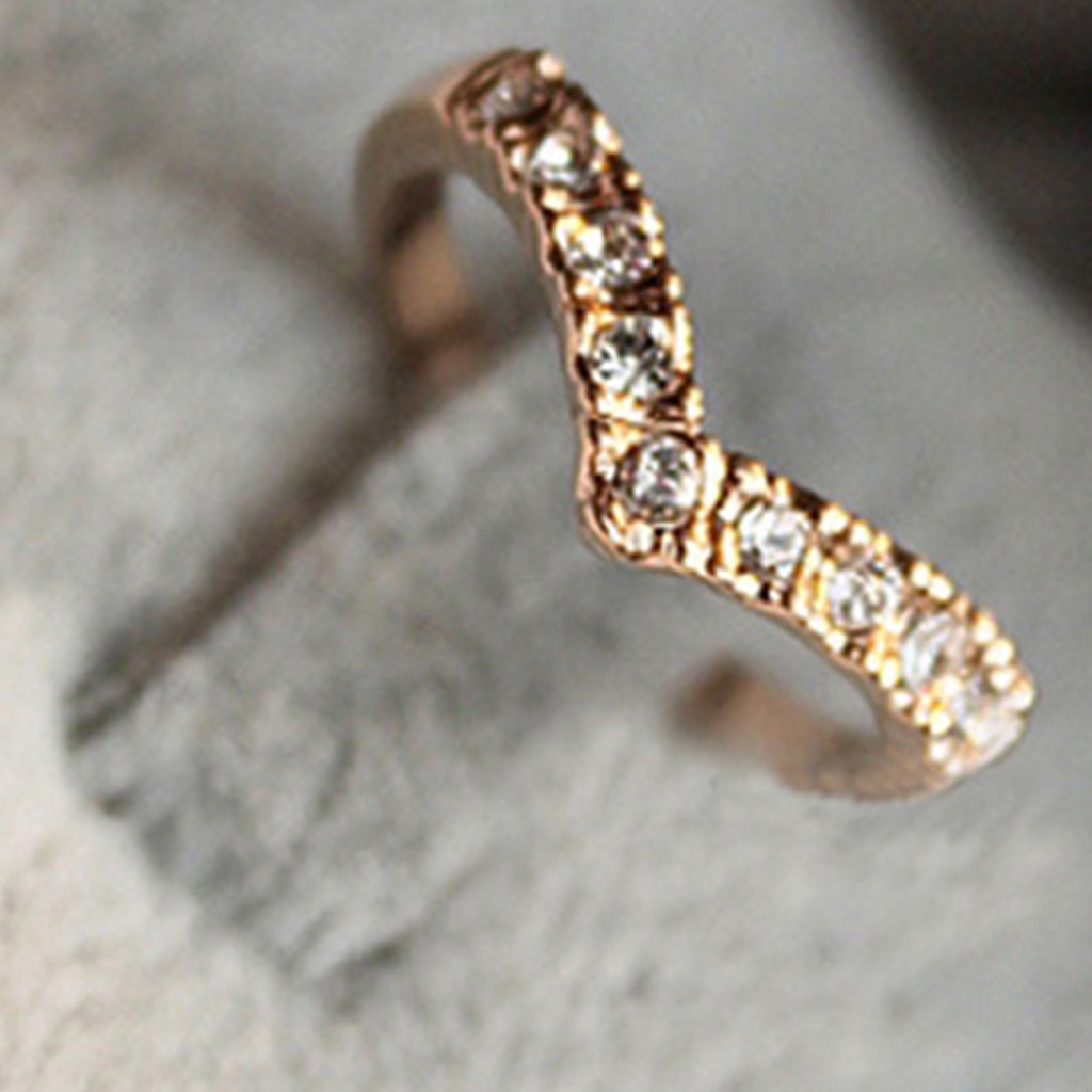 Nhẫn Cưới Hình Chữ V Đính Đá Lấp Lánh Sang Trọng Cho Nữ