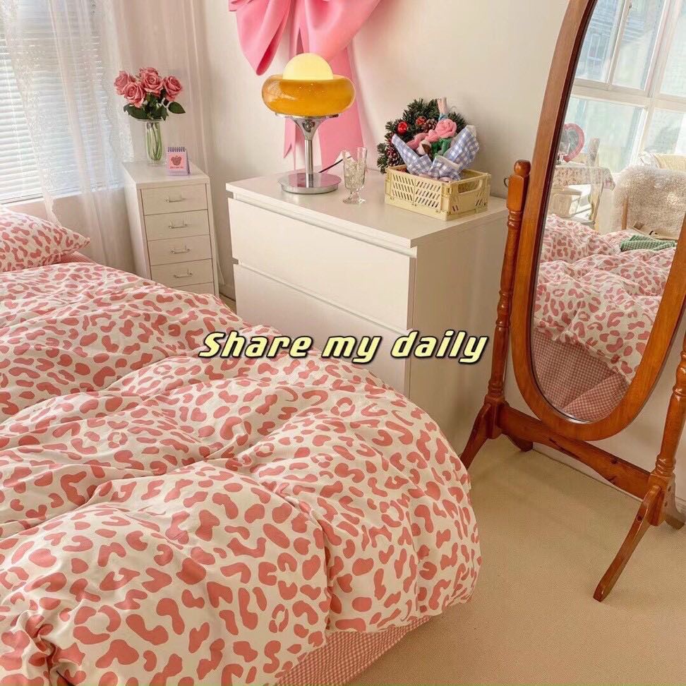 [SIÊU RẺ] Bộ chăn ga gối Poly Cotton Da báo sang trọng - 2 màu (Tặng vỏ gối ôm) - Miễn phí bo chun
