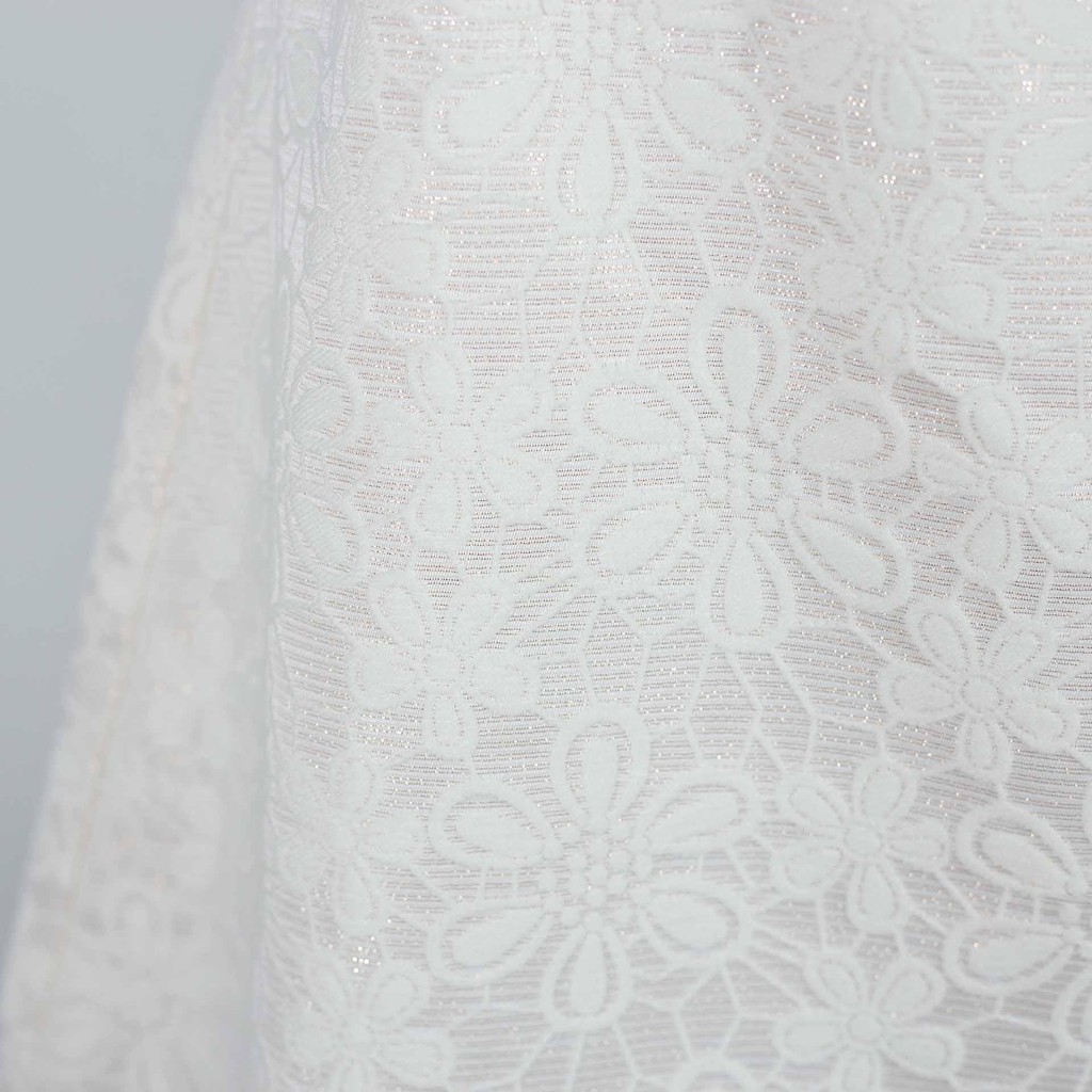 White Dress Havias đầm nữ họa tiết vân nổi hình hoa vải Premium Gấm Trắng