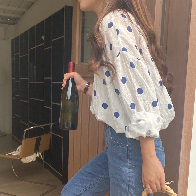 Áo kiểu IELGY tay dài cổ tròn in họa tiết chấm bi xinh xắn cho nữ