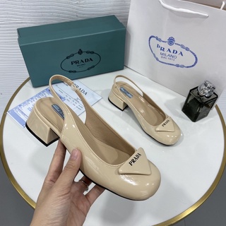 Sandal mũi tròn gót vuông 3p