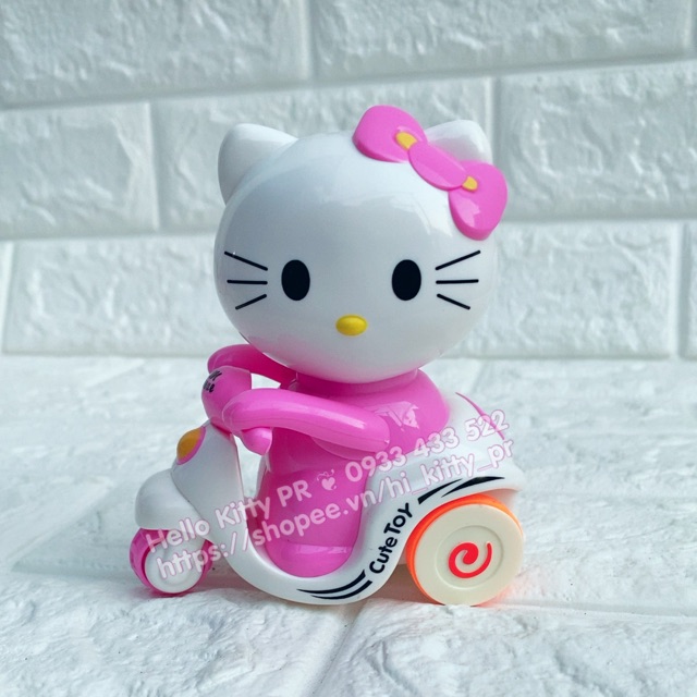 Xe đồ chơi không dùng pin Hello Kitty Doremon Doraemon