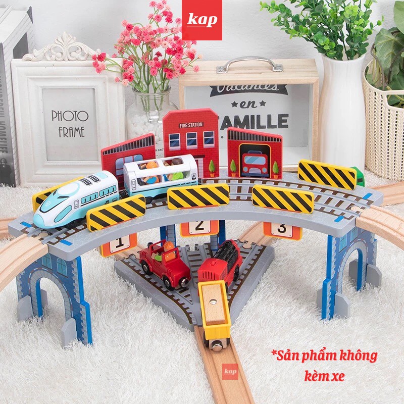 Trạm xe lửa 2 tầng (loại lớn) 17pcs, phụ kiện mô hình đường ray xe lửa gỗ