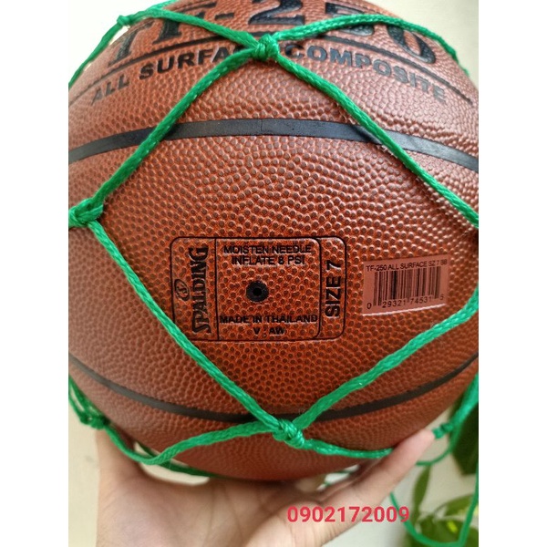 [ Chính hãng] Bóng rổ Spalding TF 250 All Surface- Indoor/Outdoor- size 6,7 + Kim bơm bóng và túi lưới đựng bóng