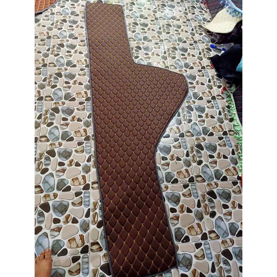 Thảm taplo xe tải chất liệu Da 5d - Xe Howo 3-4 chân 371