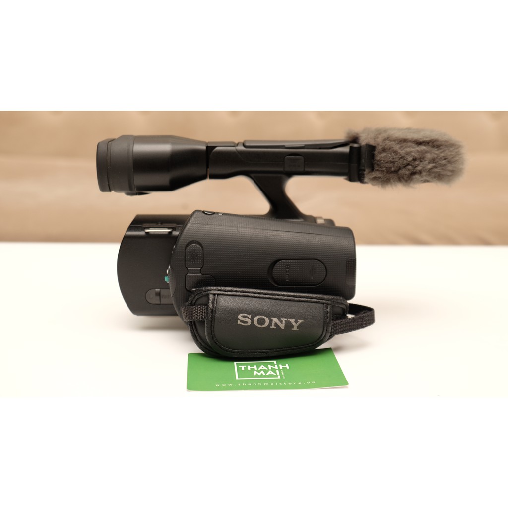 Máy quay Handycam Sony NEX-VG10
