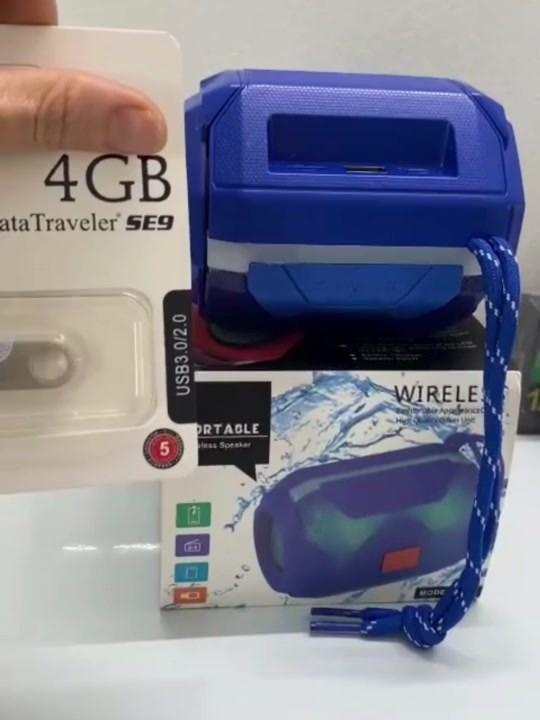 Loa Bluetooth mini A005 không dây đèn led theo nhạc âm bass chắc khỏe có khay lắp thẻ nhớ, USB hàng cao cấp bảo hành | BigBuy360 - bigbuy360.vn