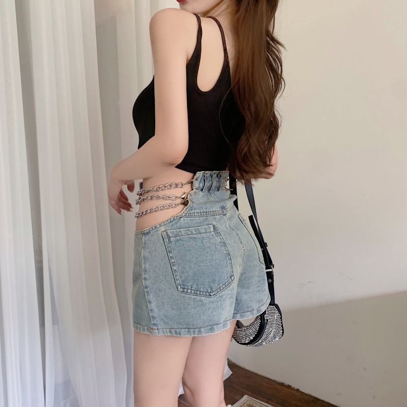 SALE- Quần shorts jeans cạp cap hở eo xích ngang