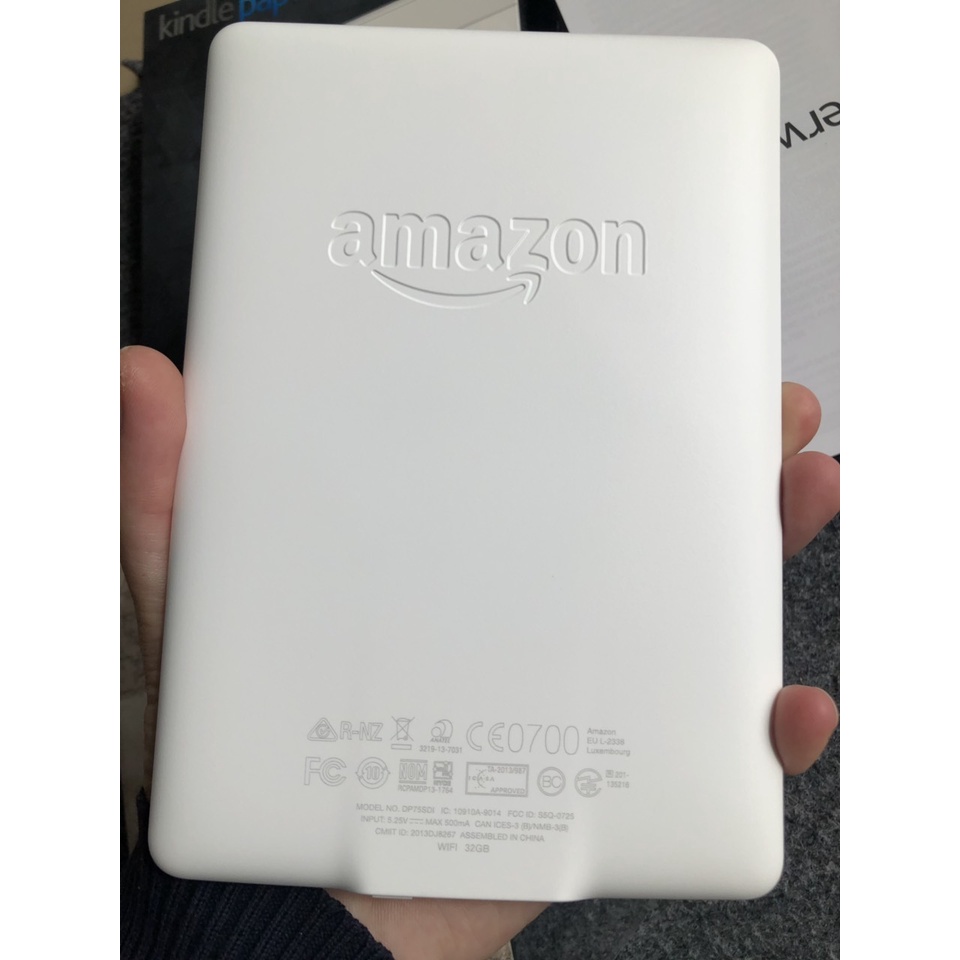 Máy đọc sách kindle pape white 3 mới 99% màu trắng tinh khôi | BigBuy360 - bigbuy360.vn