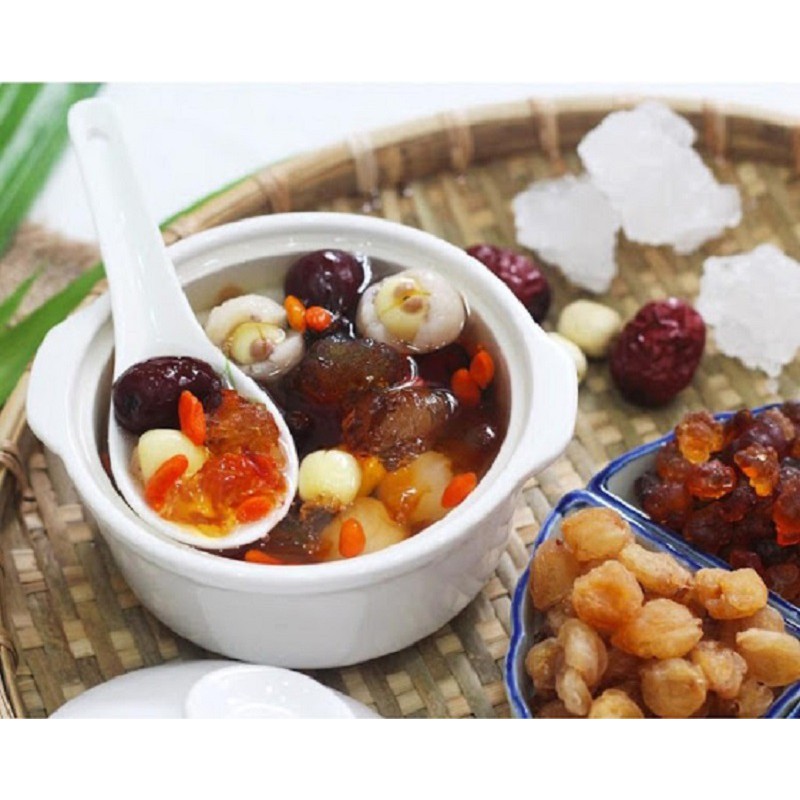 Táo Đỏ Sấy Khô Hàn Quốc, Hộp Quà Tặng Cao Cấp , Trọng Lượng 1Kg, Thơm Ngon Bổ Dưỡng
