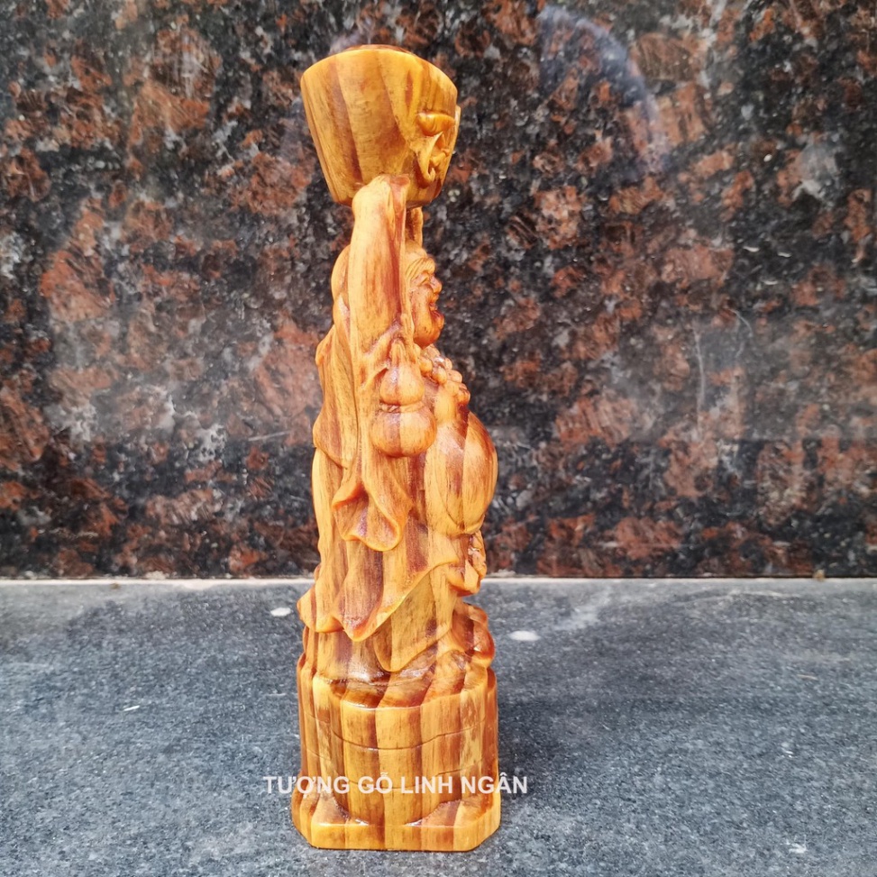 Tượng phật di lặc dâng vàng gỗ huyết long cao 20