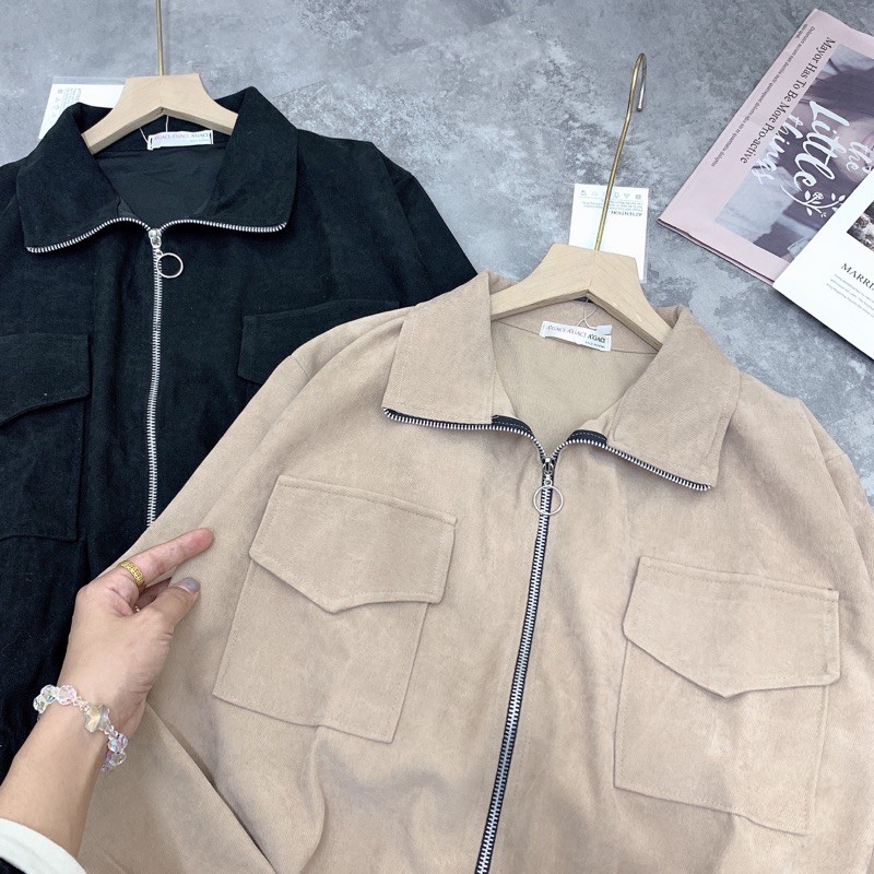 Áo khoác dạ nhung.