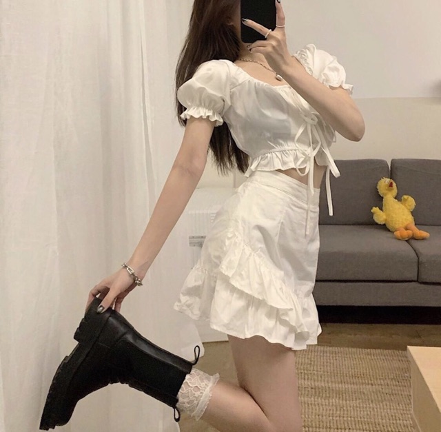 Set áo croptop trắng buộc nơ + chân váy bèo!! HÀNG CHUẨN Y HÌNH