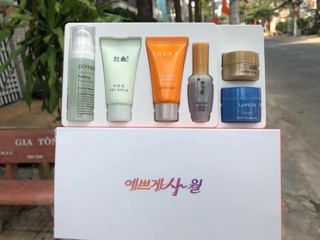Bộ dưỡng da 6 món AMORE PACIFIC