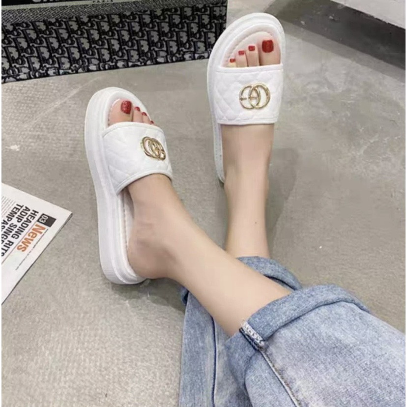 Dép nữ bánh mì/quai ngang đính GG, đế đúc nguyên khối cao 3cm-1000020