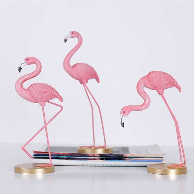 ✨Piqting Flamingo Birds Animal Statue Ornament Art Collectiable Figurine Miniatures Decor