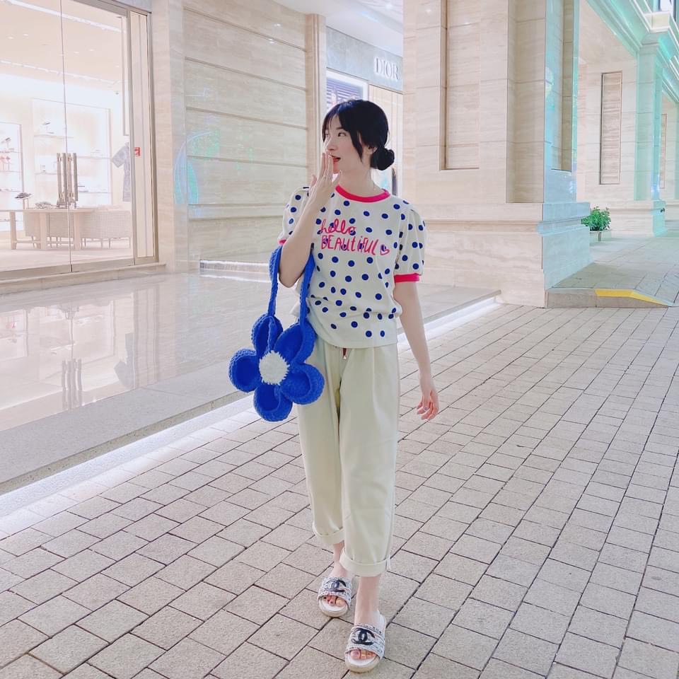 Sét áo phông chấm bi mix quần baggy kem mềm mịn kiểu dáng đơn giản kute-Minxy shop