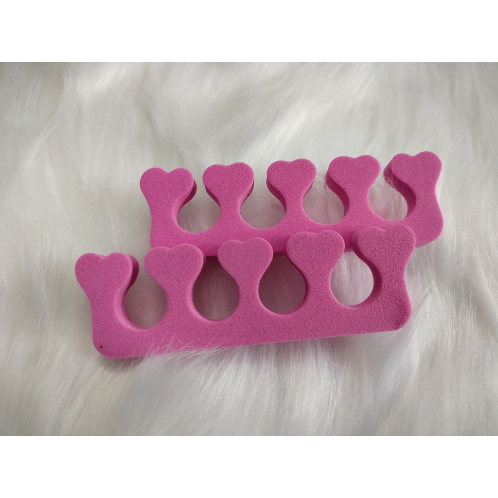 Mút xốp kẹp ngón chân đợi móng khô sơn