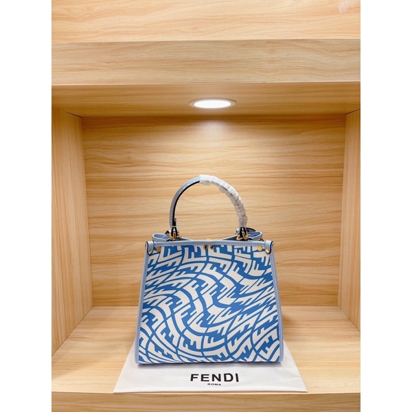 TÚI FENDI TOTE SIZE 35 ( KHÔNG BOX)