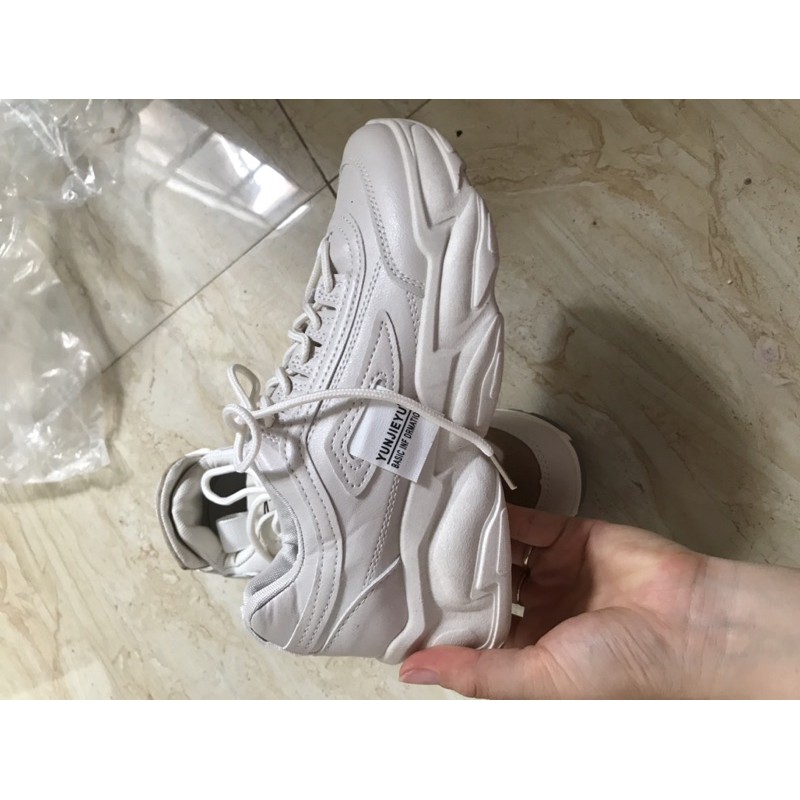 (ảnh,video thật)GIÀY THỂ THAO ĐỘN ĐẾ NỮ, GIÀY SNEAKER NỮ ĐẾ ĐỘN GẮN MÁC CẠNH GIÀY | BigBuy360 - bigbuy360.vn