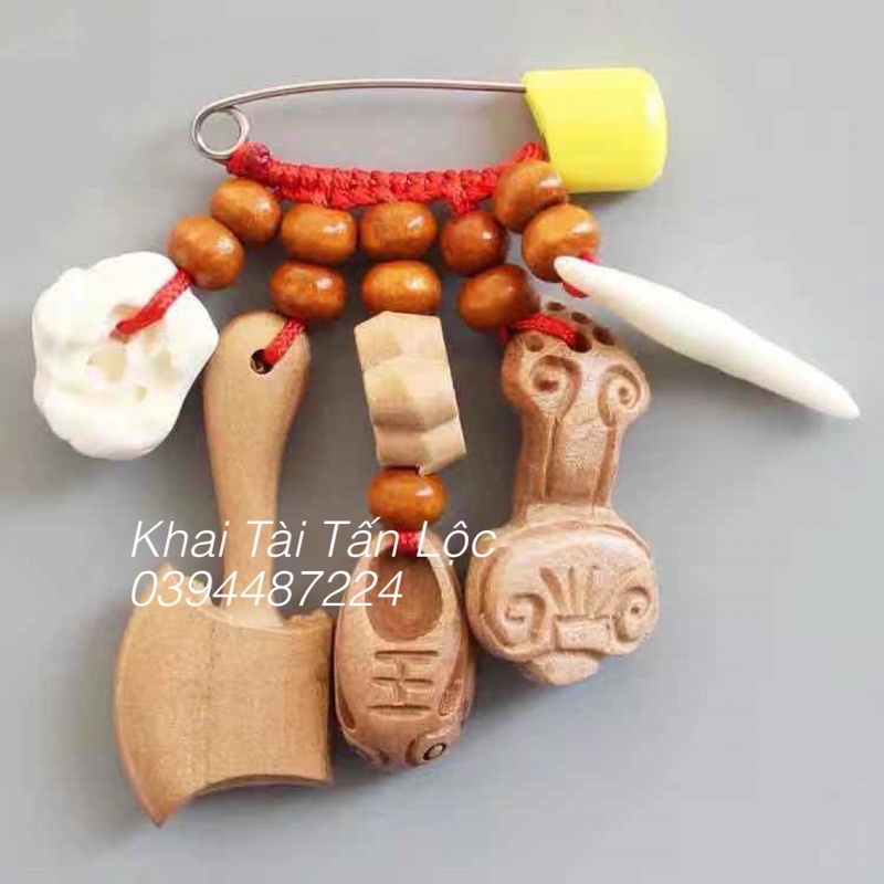 Móc treo bình an , tài Lộc 5 món Ngũ Phúc Lâm Môn pháp khí gỗ đào