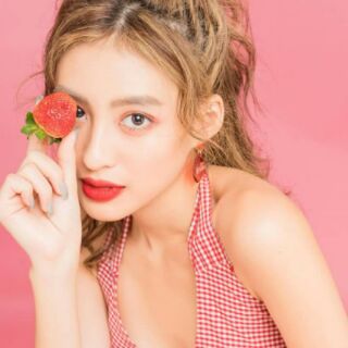 Son bặm Taste me