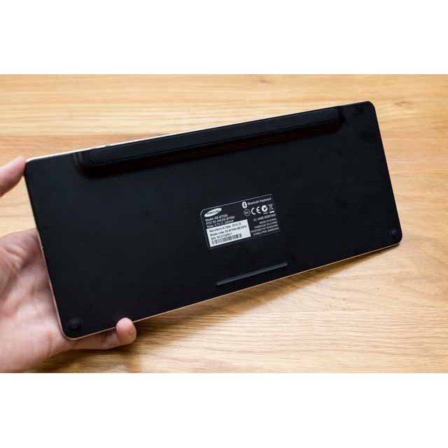 Bàn Phím Bluetooth Samsung EE-BT550