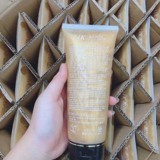 Mặt  nạ  vàng  24k (hình  thật)