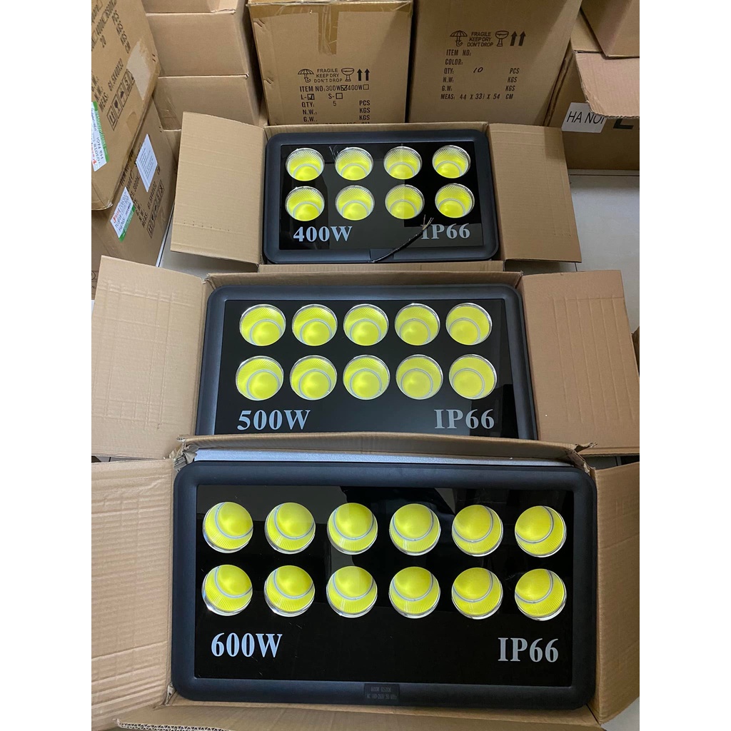 Đèn led pha cốc 200w, 300w, 400w, 500w, 600w IP66 ngoài trời siêu sáng