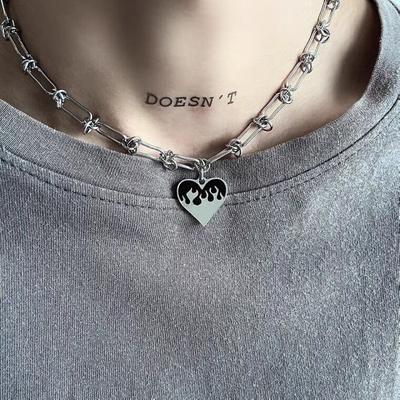 Dây chuyền xích xoắn mặt tim lửa thép không gỉ