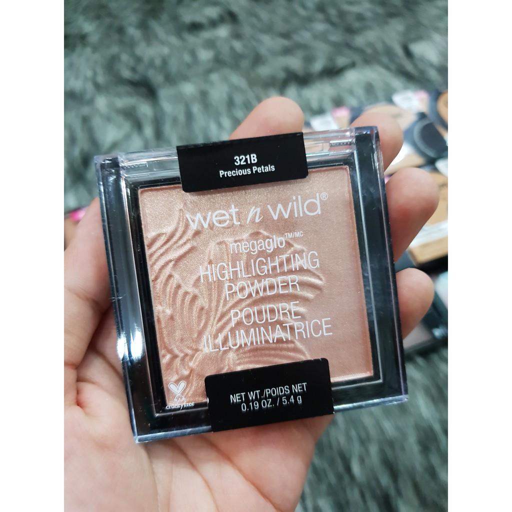 Phấn bắt sáng Wet n wild megaglow highlighting powder | BigBuy360 - bigbuy360.vn