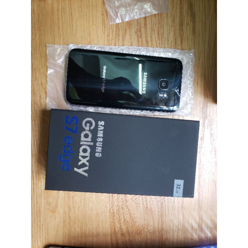 điện thoại Samsung Galaxy S7 Edge ram 4G bộ nhớ 32G mới, chơi game nặng mượt, Học ON chất | BigBuy360 - bigbuy360.vn