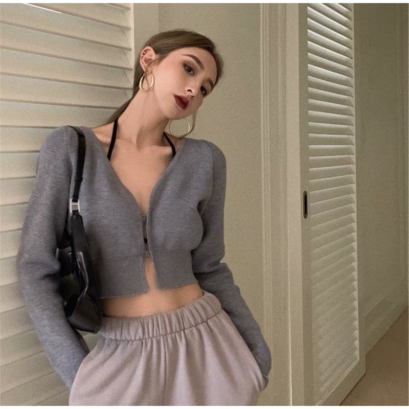 Áo Croptop xám quyến rũ (pass)