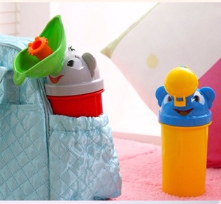 Bình tiểu di động có lắp