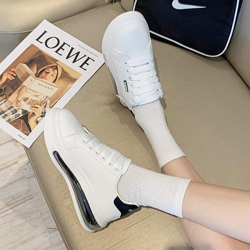 Giày thể thao đế dày thoáng khí màu trắng phong cách Nhật Bản thời trang dễ phối đồ cho nữ | BigBuy360 - bigbuy360.vn