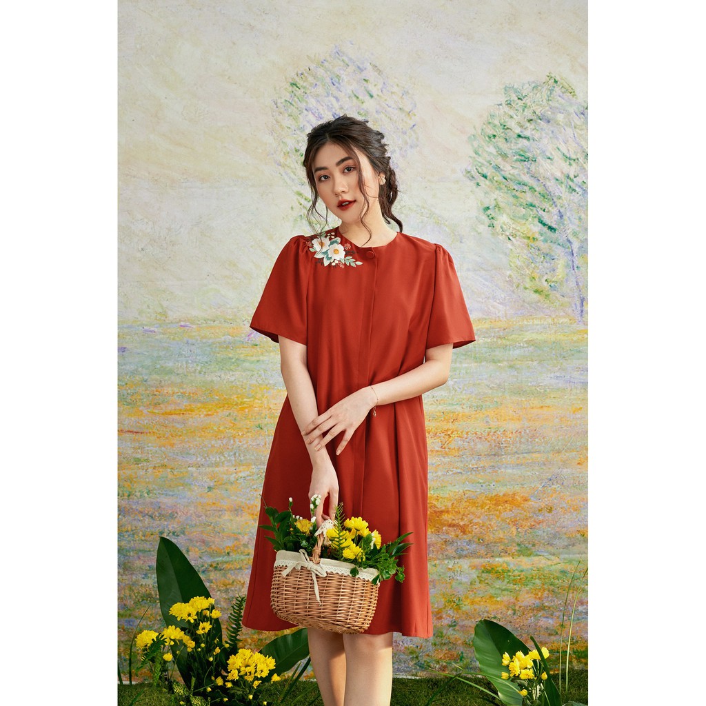 OLV - Đầm Amber Puff Sleeve Embro