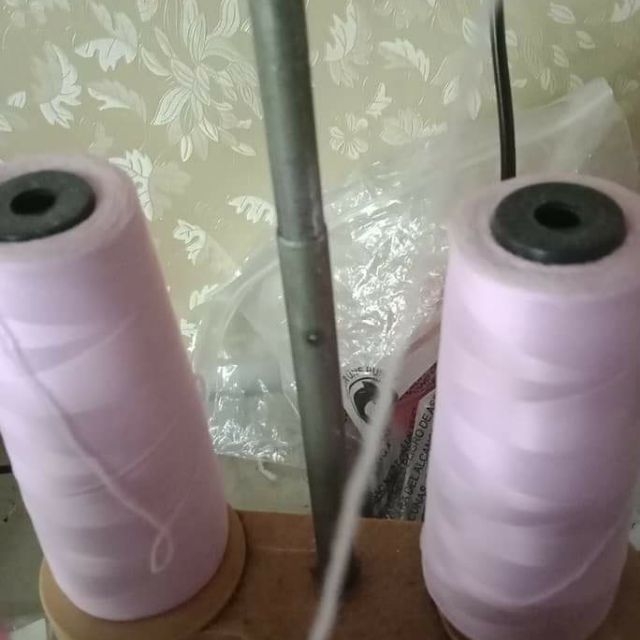 Chỉ vắt sổ 10ký = 350k (hỗ trợ ship 70k)