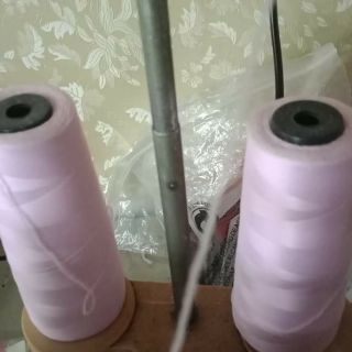 Chỉ vắt sổ 10ký = 350k