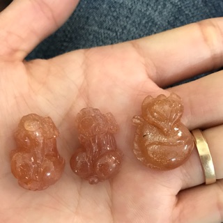 Mặt tỳ hưu và hồ ly đá mặt trời